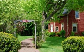 Bugaboo Cottages