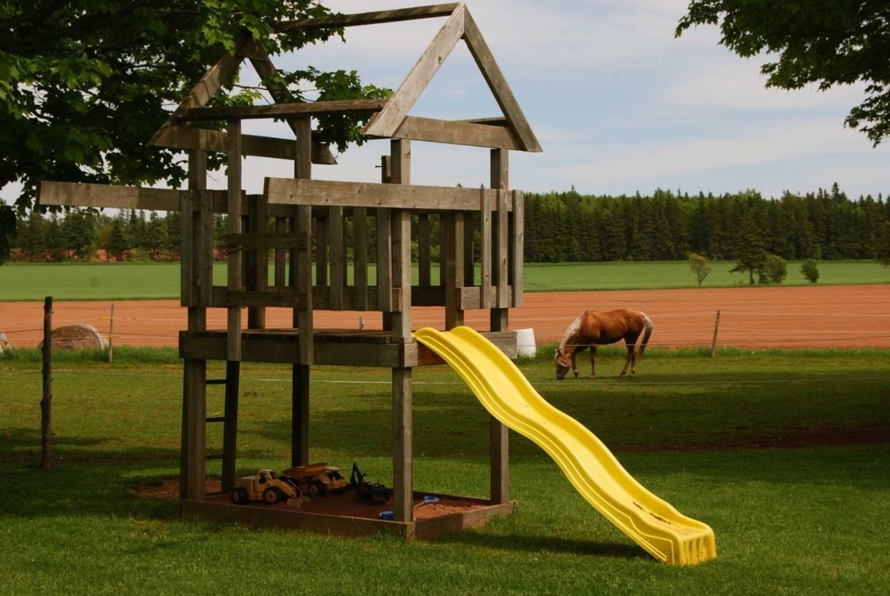 Bugaboo Cottages Summerside Exterior photo
